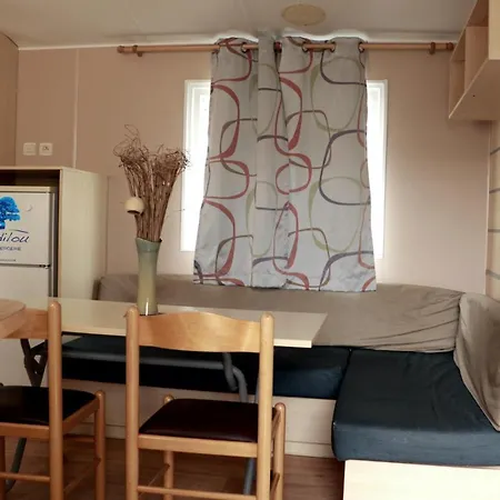 Mobilhome Le Repaire Du Soleil Campsite *